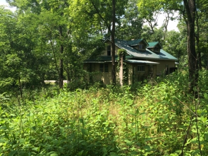 Deer Lodge House